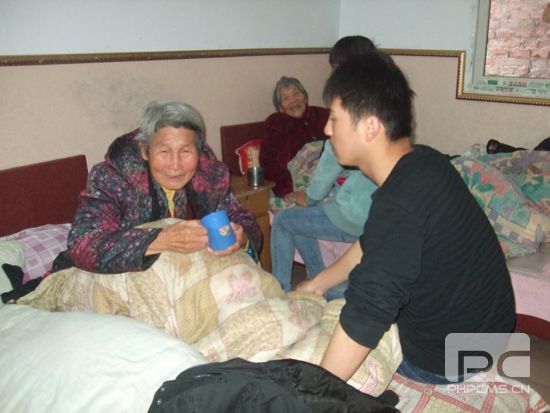 老年人便秘怎么办