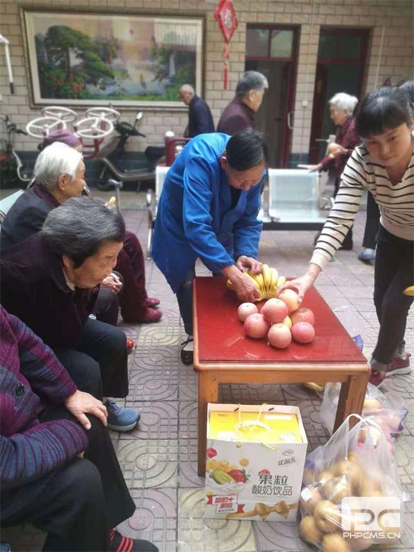 老人晚餐吃什么好？
